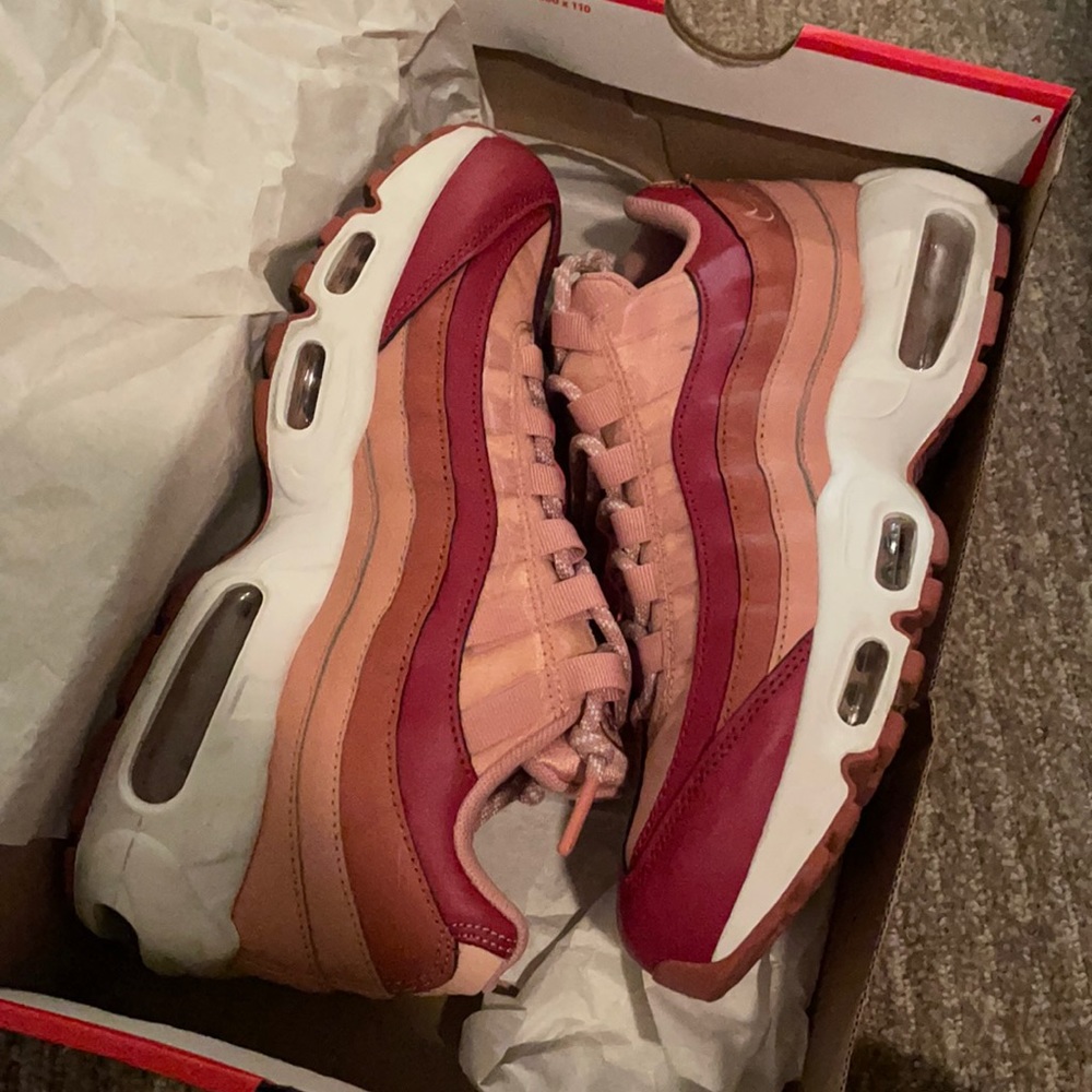 Like new Air Max 95 “Dusty Pink”